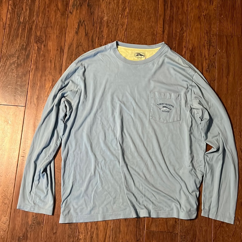 Tommy Bahama men's XL long sleeved shirt